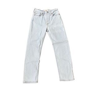 Levi’s Wedgie Straight Leg High Rise Jeans Button Fly Light Wash Size 28